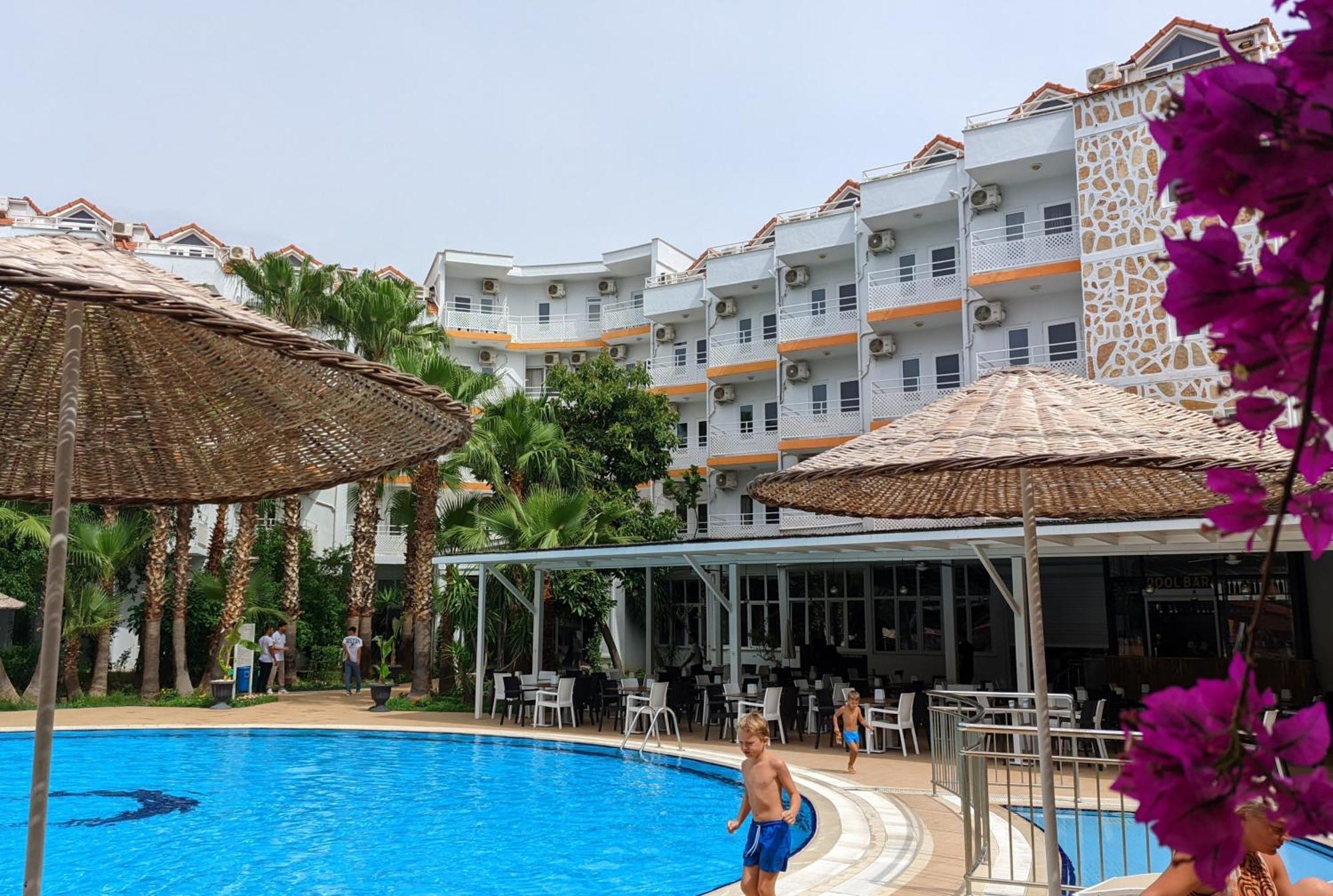 Uk Hotel Kiris Αττάλεια Εξωτερικό φωτογραφία