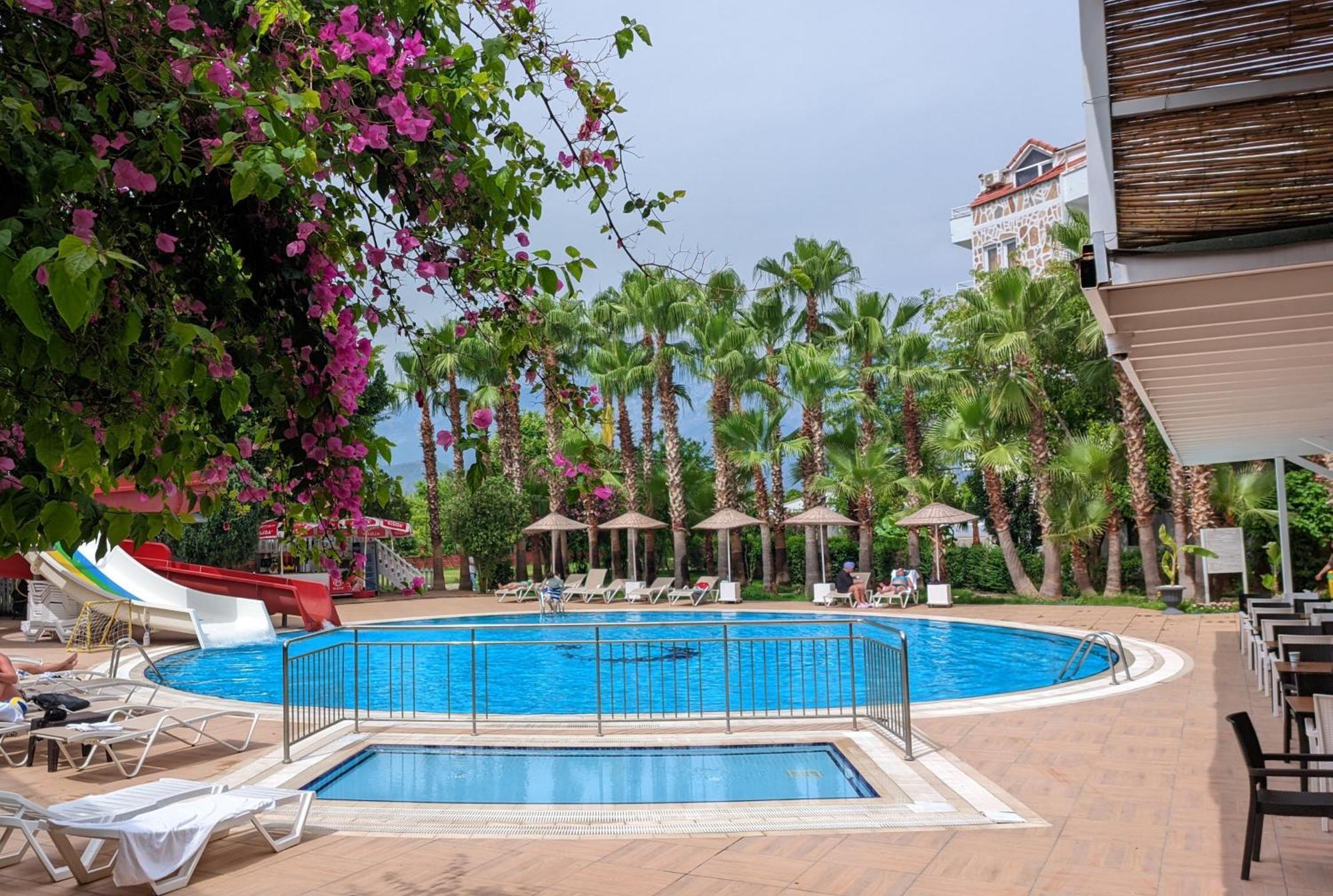 Uk Hotel Kiris Αττάλεια Εξωτερικό φωτογραφία