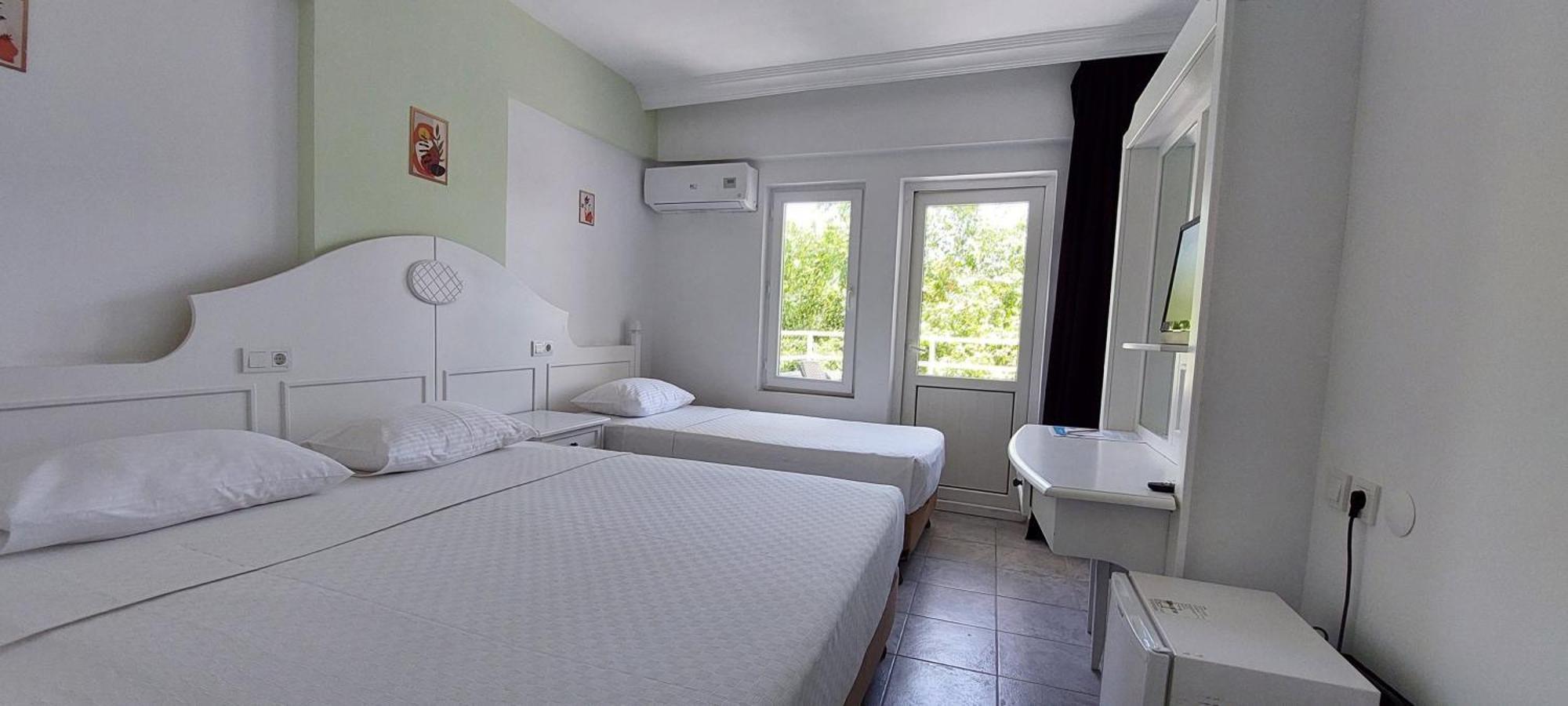 Uk Hotel Kiris Αττάλεια Εξωτερικό φωτογραφία