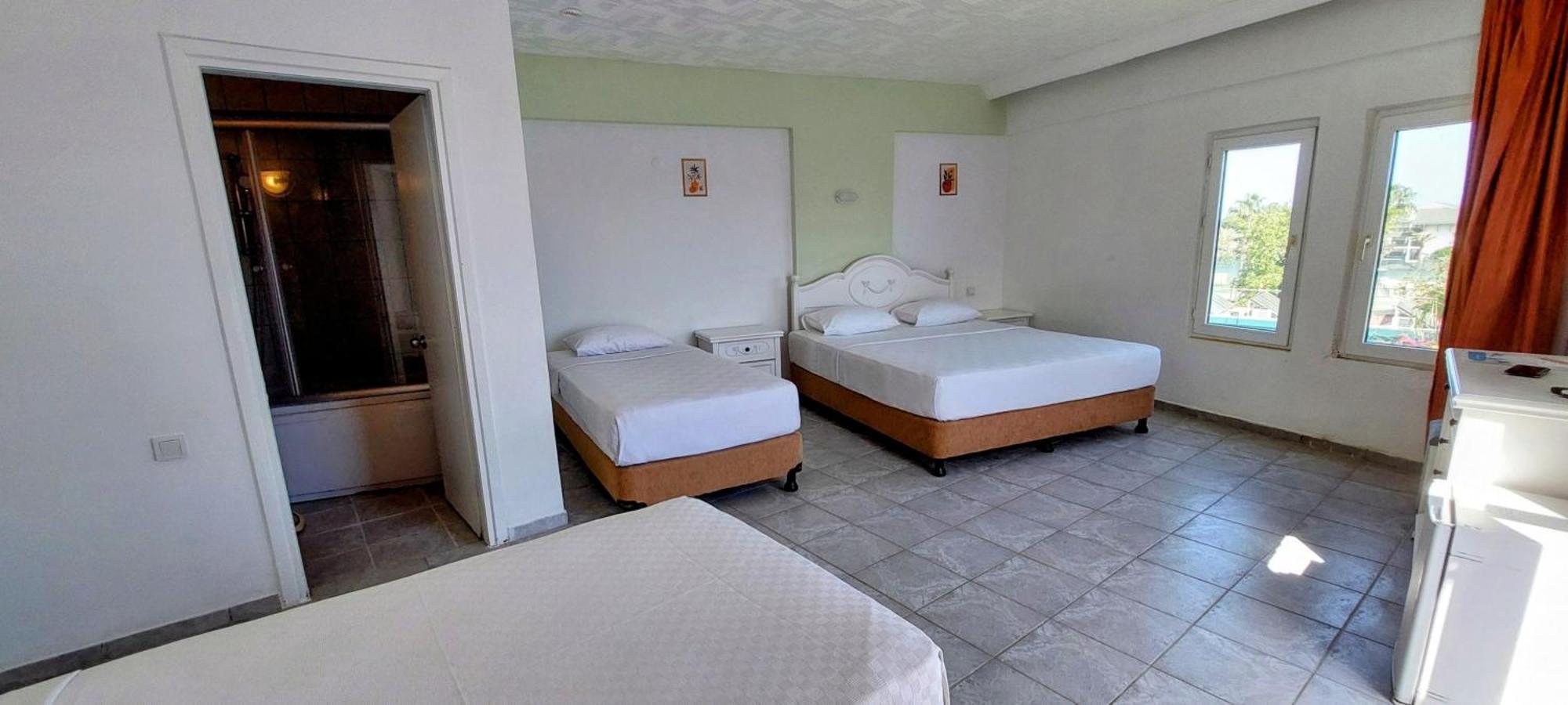 Uk Hotel Kiris Αττάλεια Εξωτερικό φωτογραφία